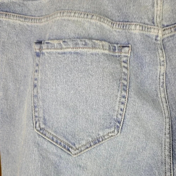 TORRID button fly jean - Picture 6 of 9